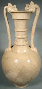 Image of Amphora with Dragon-Head Terminals